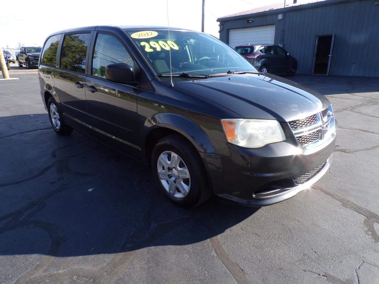Dodge Grand Caravan SE 2012