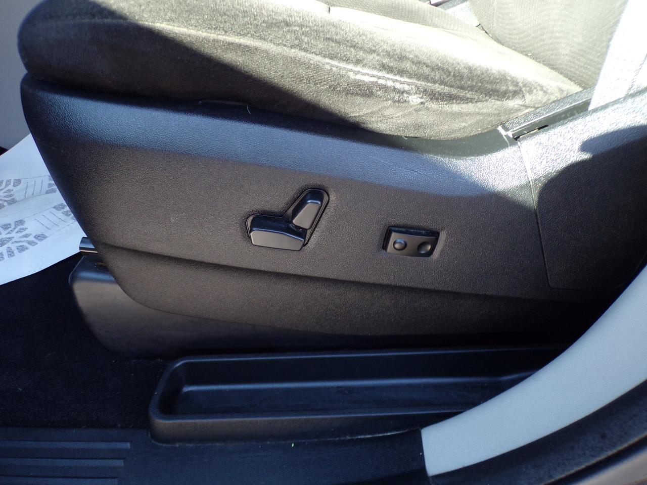 Dodge Grand Caravan SE 2012