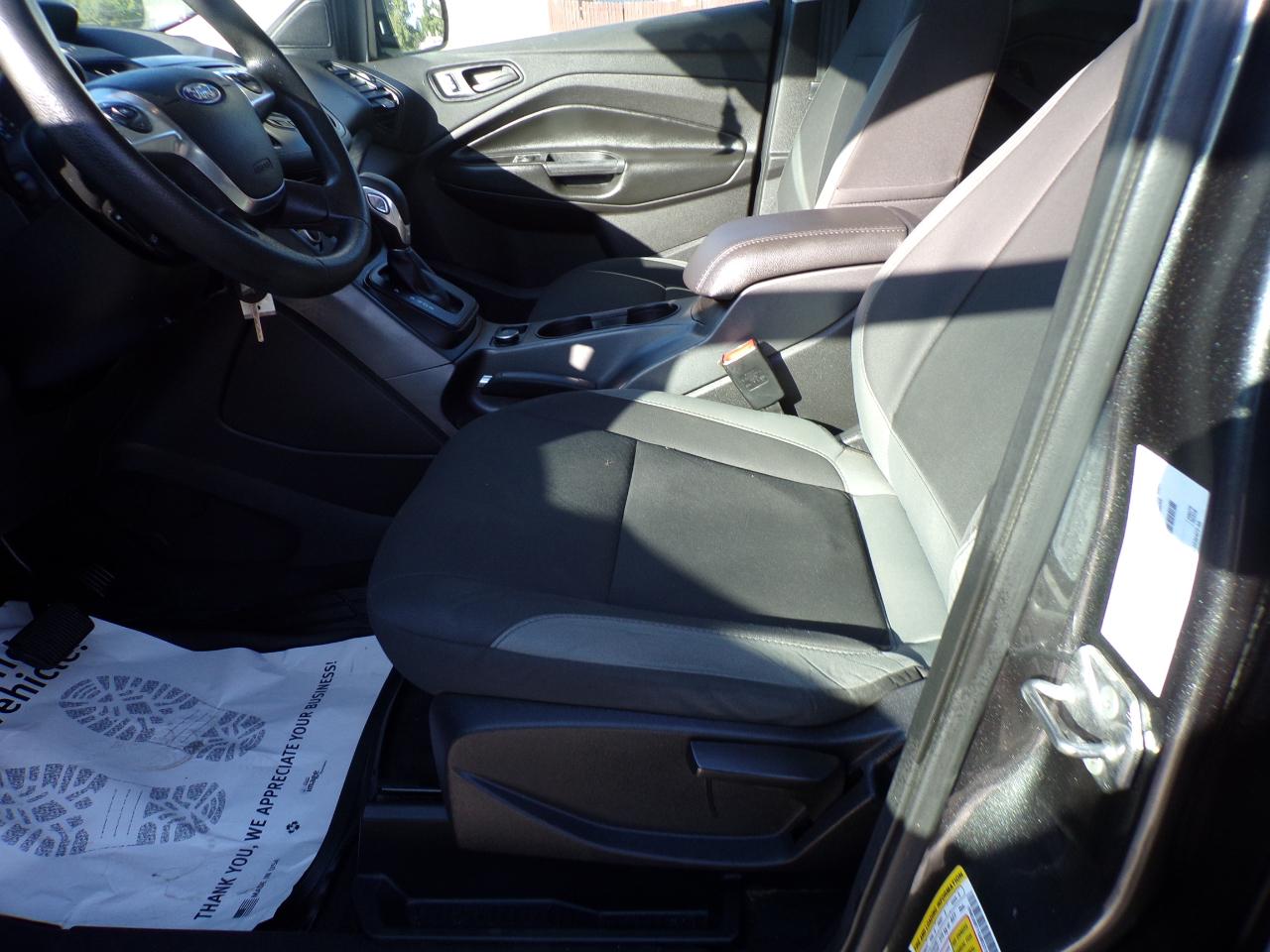 Ford Escape S FWD 2016