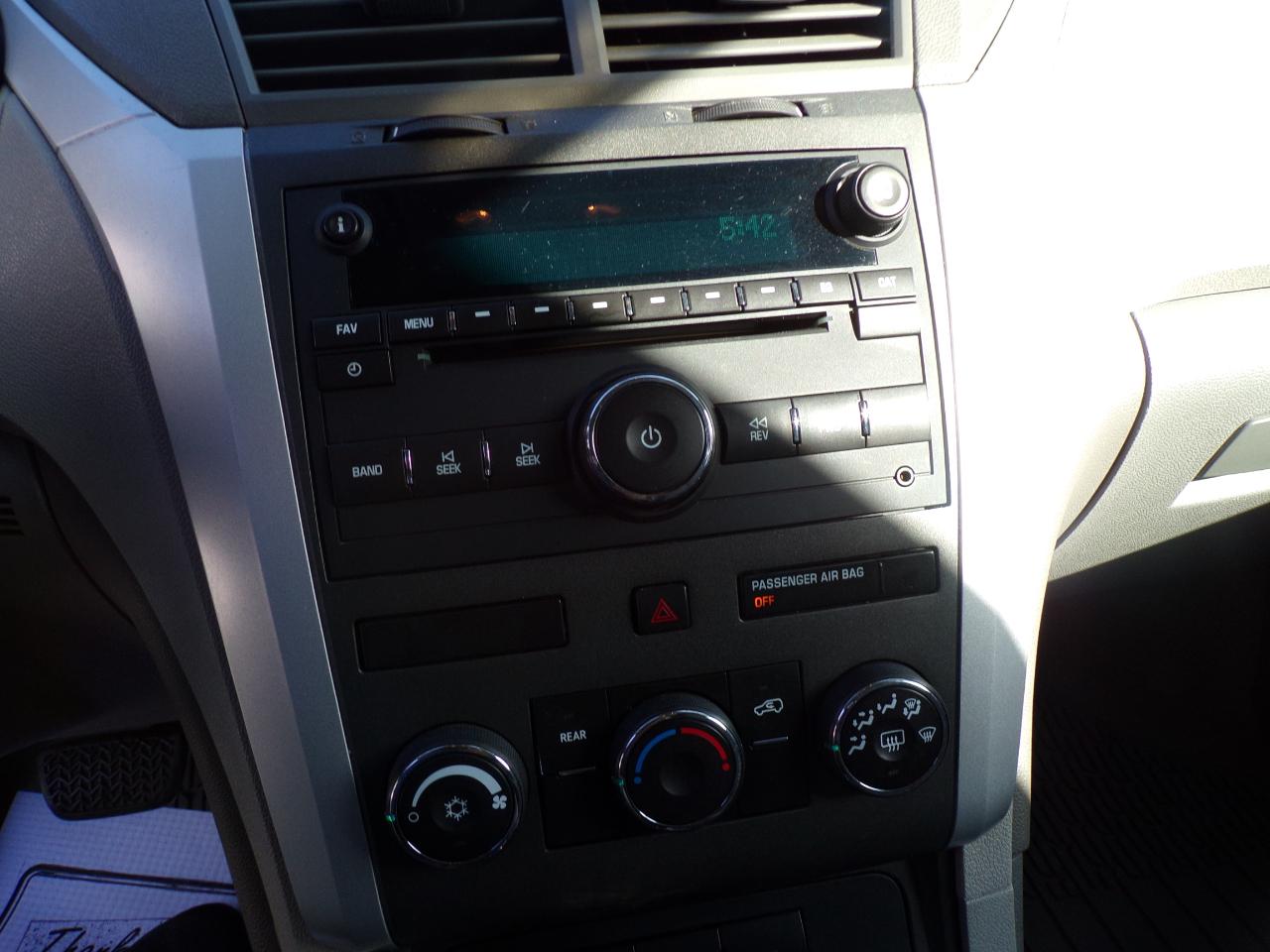 Chevrolet Traverse LS FWD w/PDC 2012