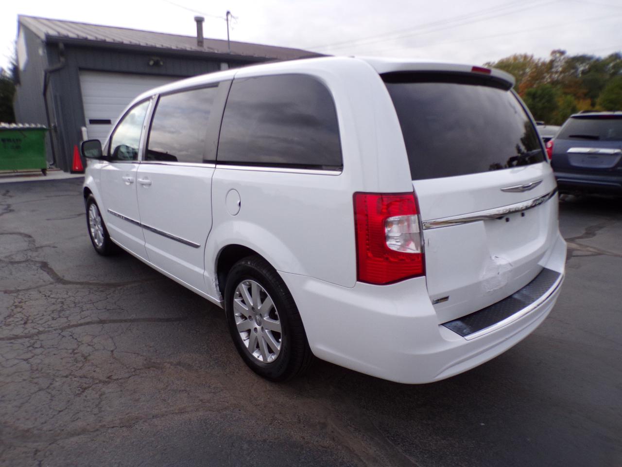 Chrysler Town & Country Touring 2014