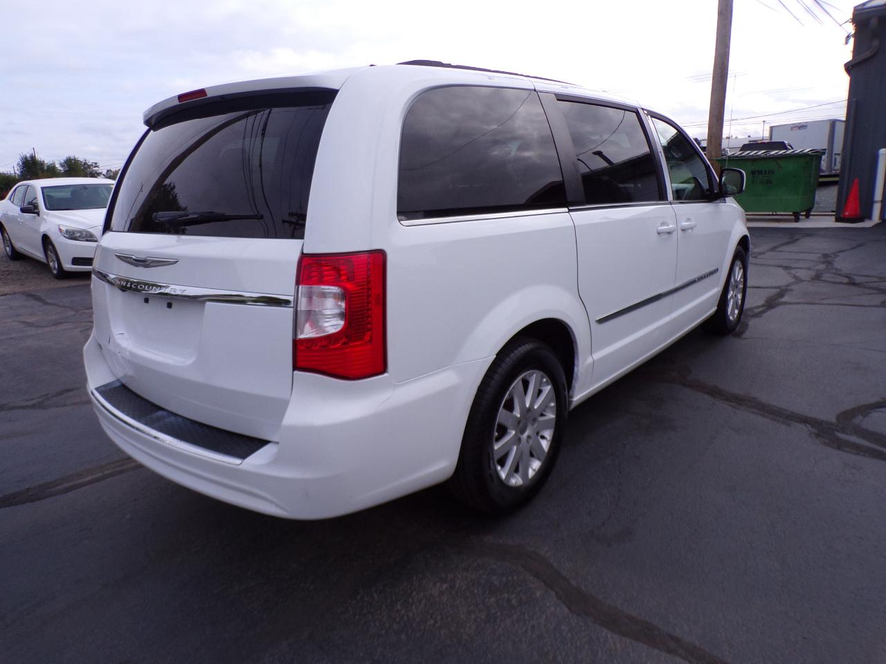 Chrysler Town & Country Touring 2014