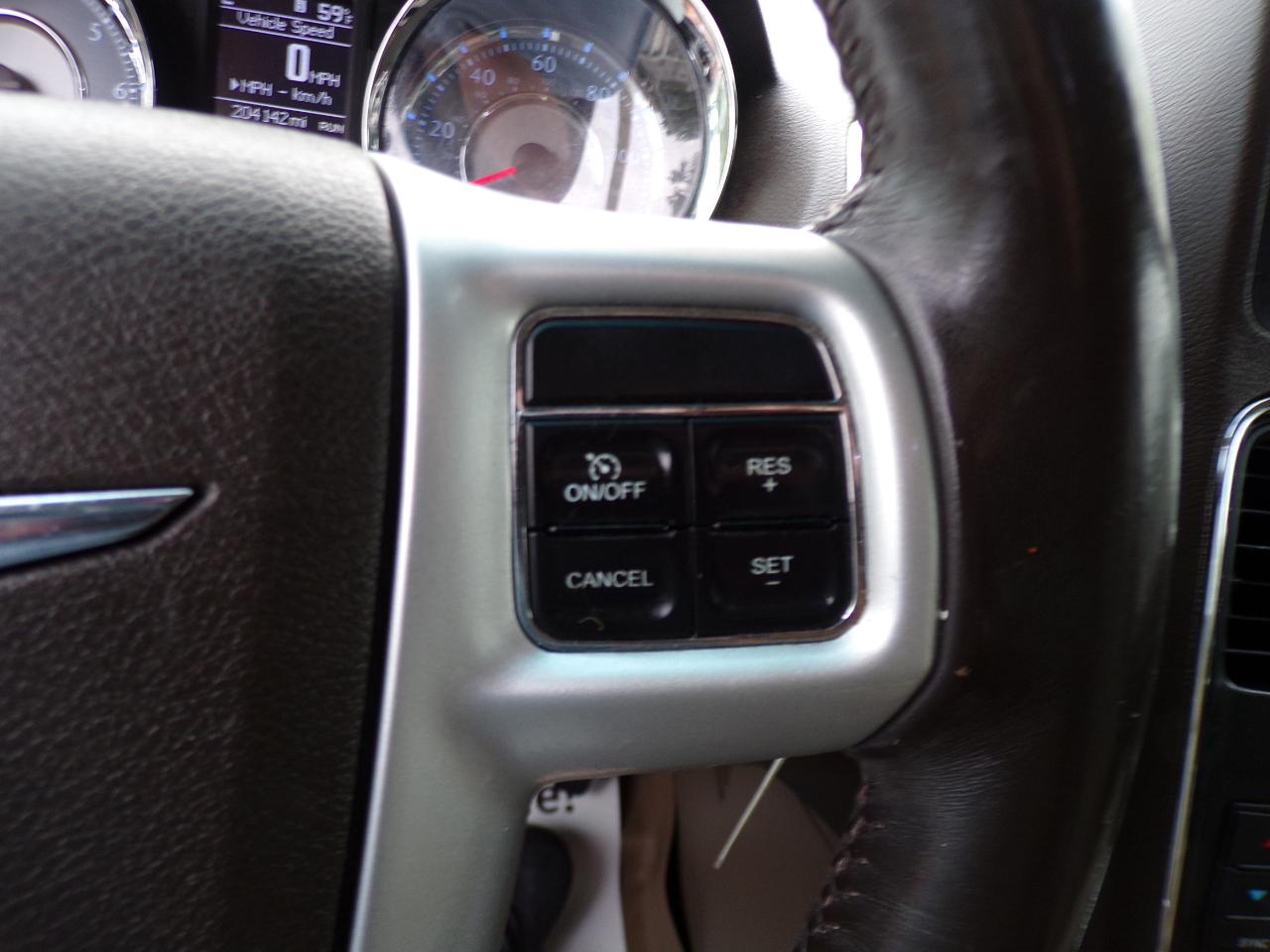 Chrysler Town & Country Touring 2014
