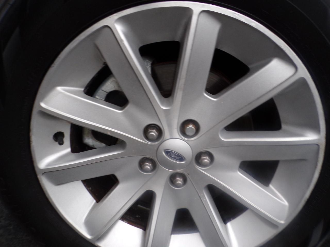 Ford Flex SEL FWD 2011