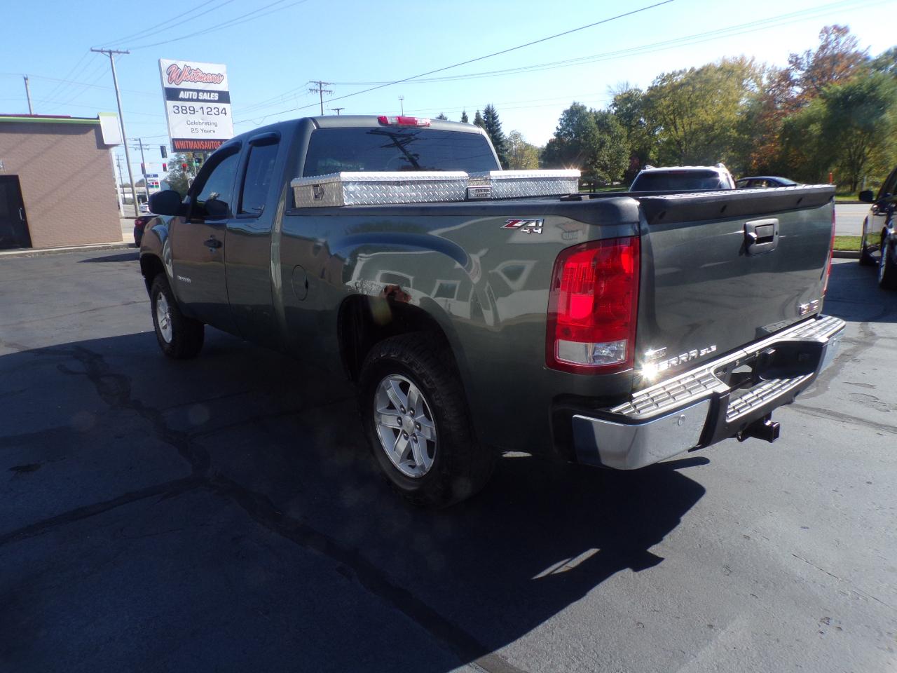 GMC Sierra 1500 SLE Ext. Cab 4WD 2011