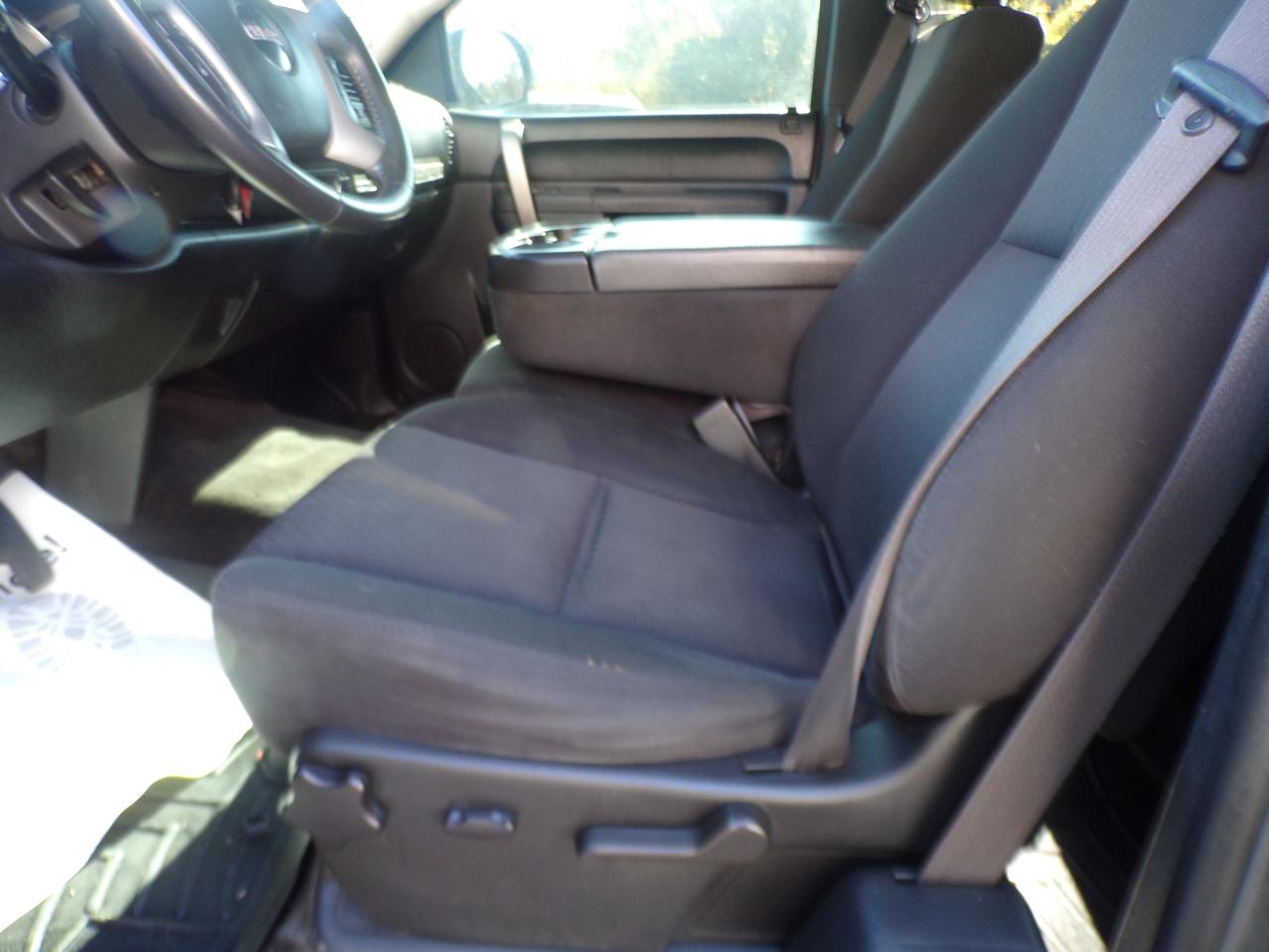 GMC Sierra 1500 SLE Ext. Cab 4WD 2011