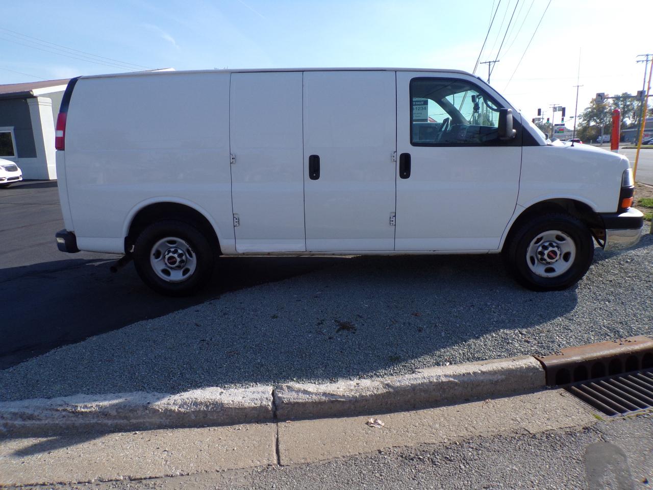 GMC Savana G2500 Cargo 2015