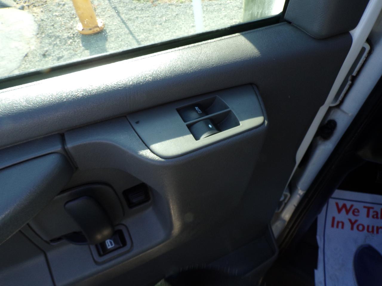 GMC Savana G2500 Cargo 2015