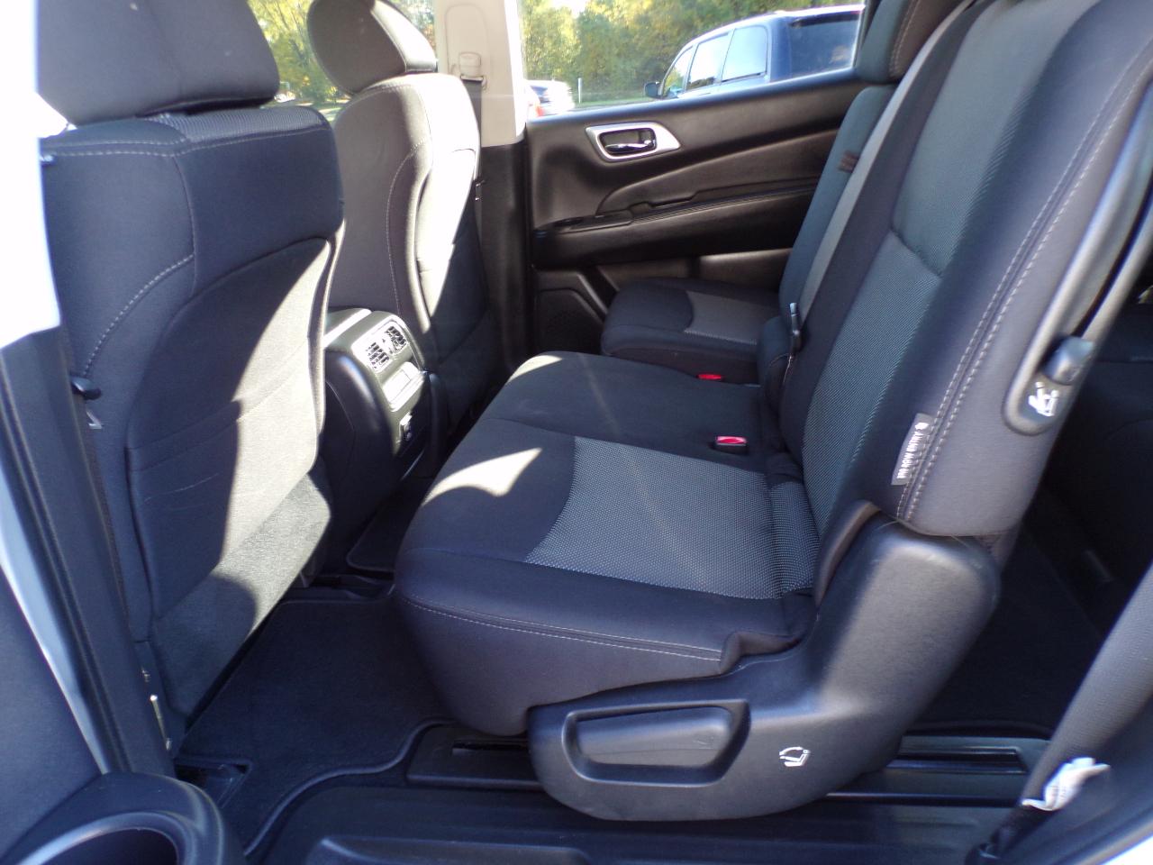 Nissan Pathfinder S 2WD 2018