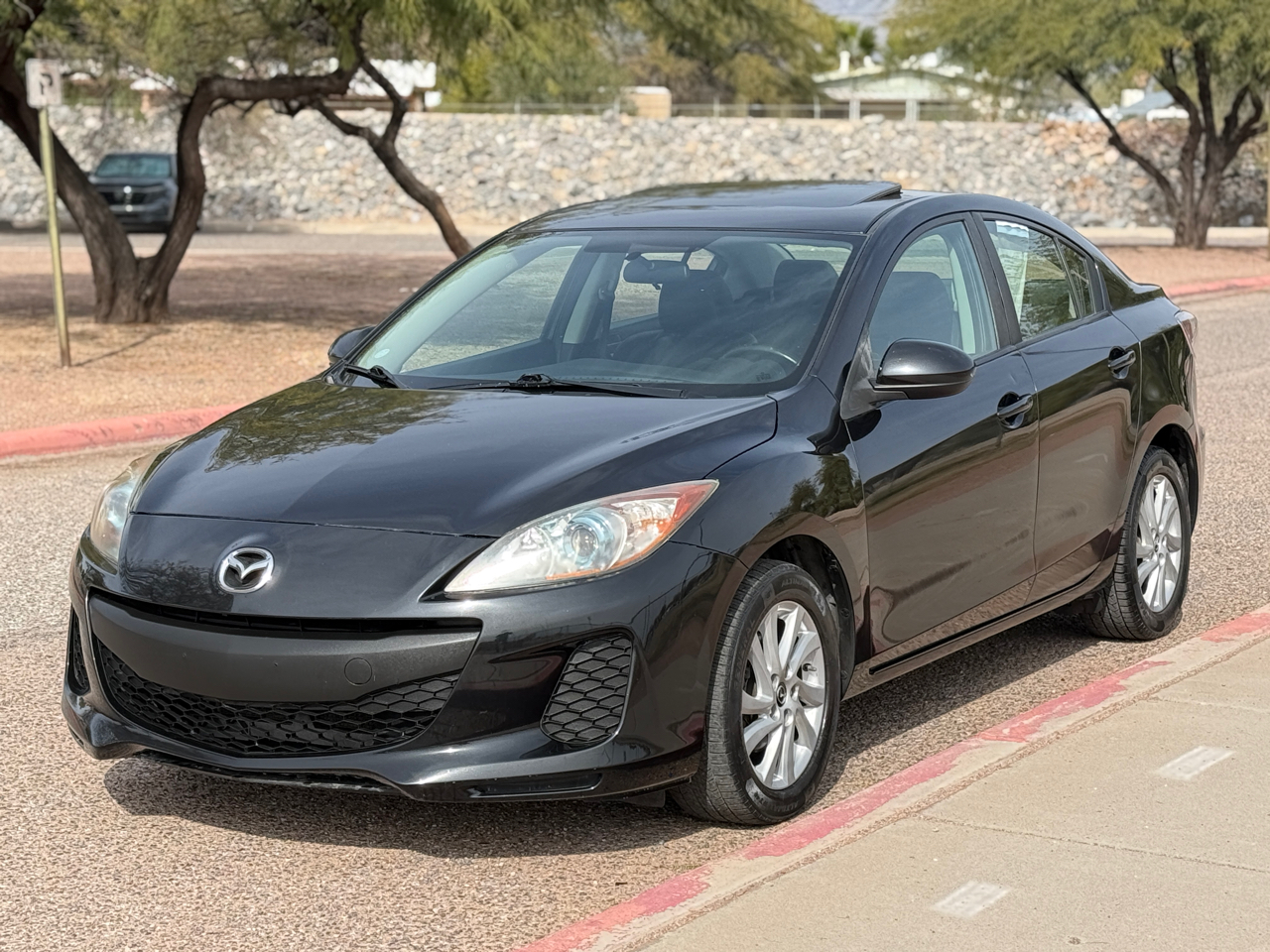 2013 Mazda MAZDA3 I Grand Touring AT 4-Door