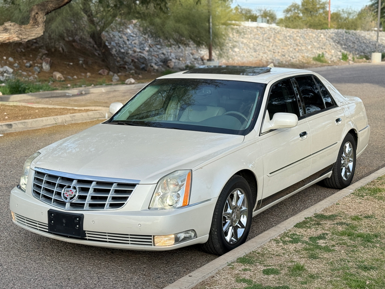 2011 Cadillac DTS Luxury