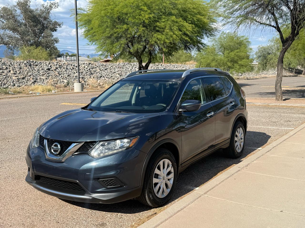 2016 Nissan Rogue S 2WD