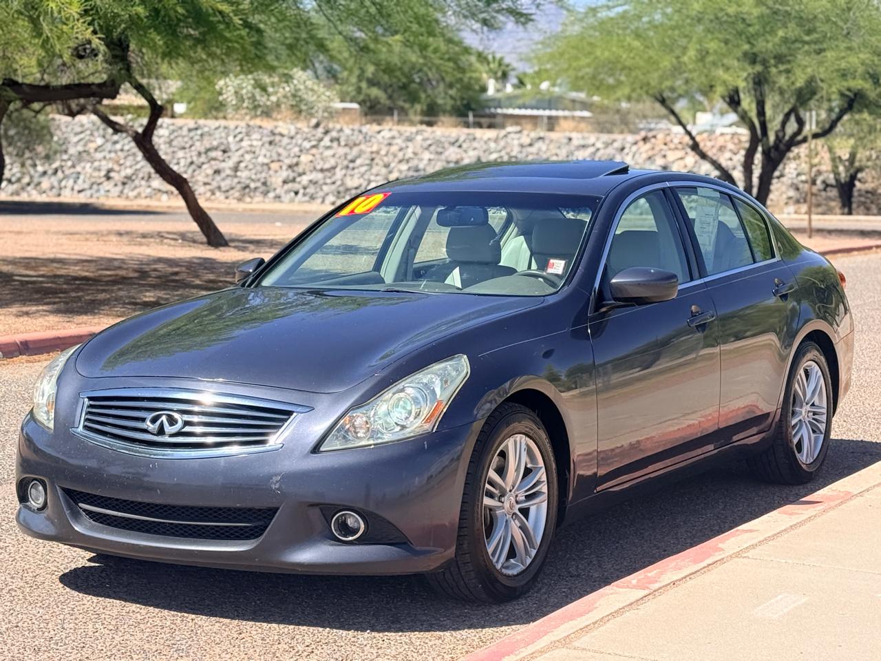 2010 INFINITI G 37 Journey's photo