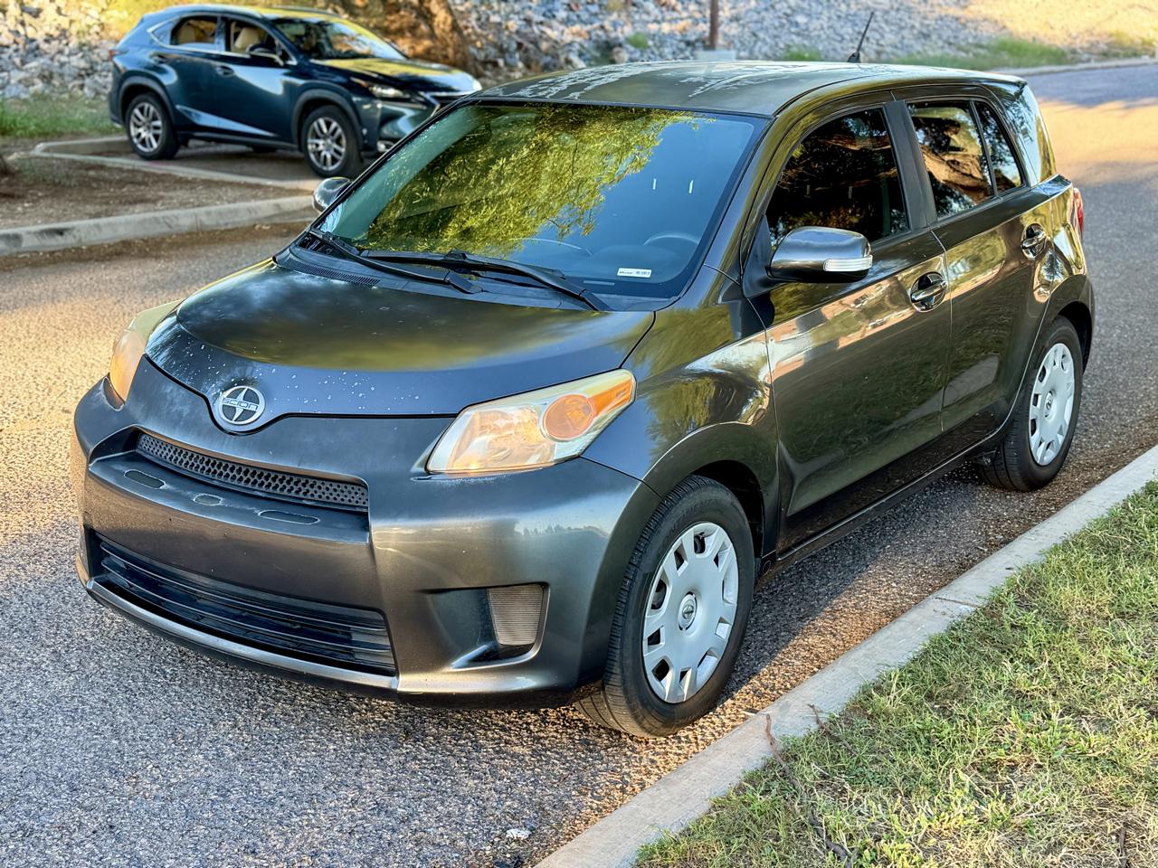 2010 Scion xD 5-Door