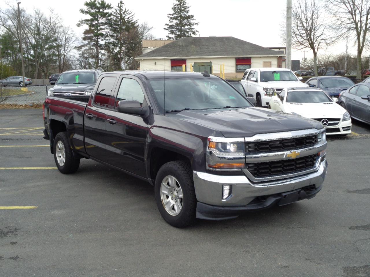 Chevrolet Silverado 1500 4WD Double Cab 143.5" LT w/1LT 2016