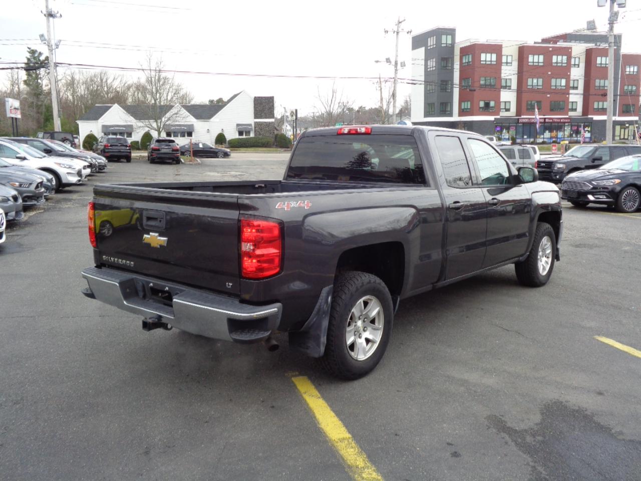 Chevrolet Silverado 1500 4WD Double Cab 143.5" LT w/1LT 2016