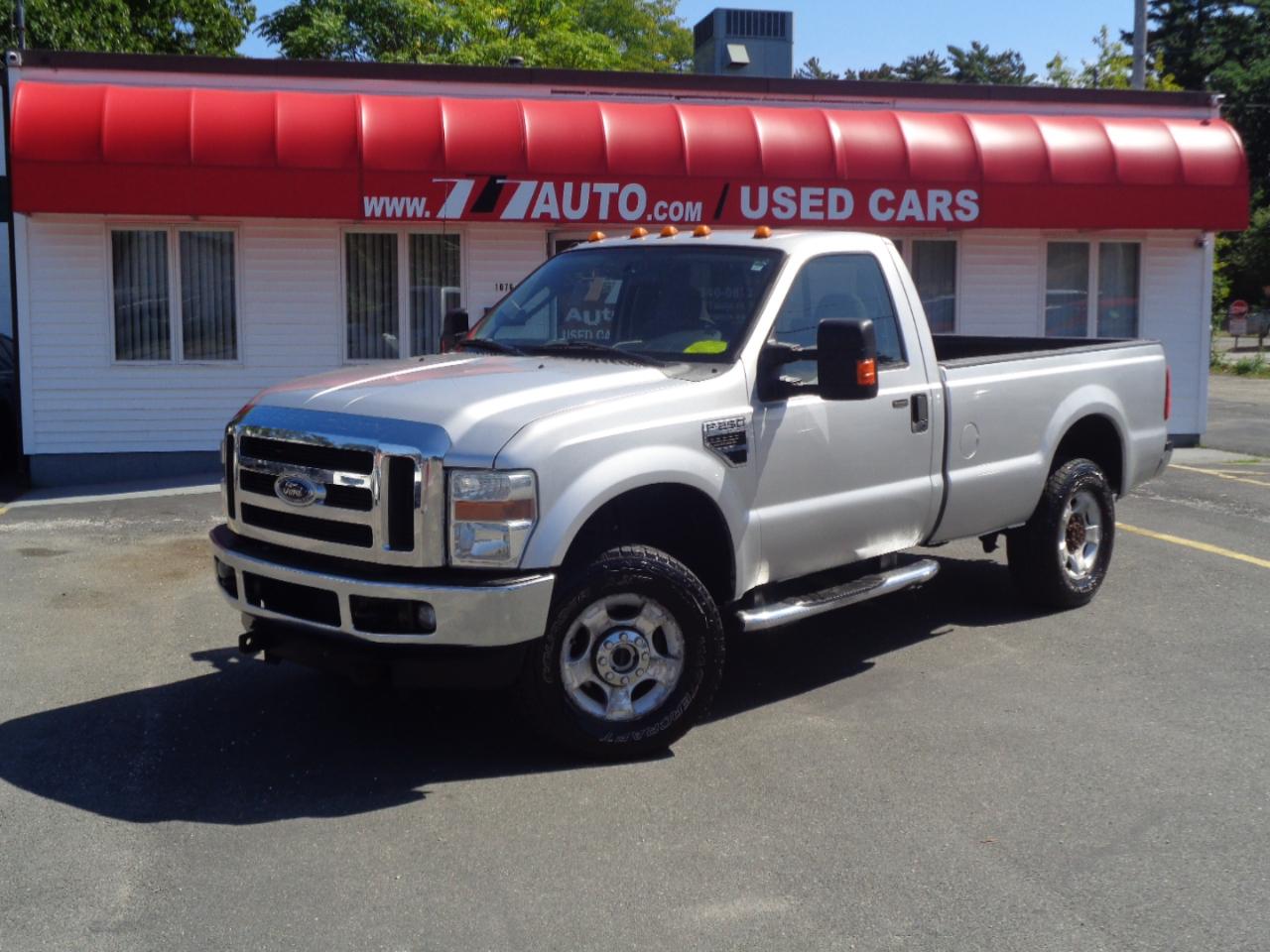 Ford Super Duty F-250 SRW 4WD Reg Cab 137" XLT 2010