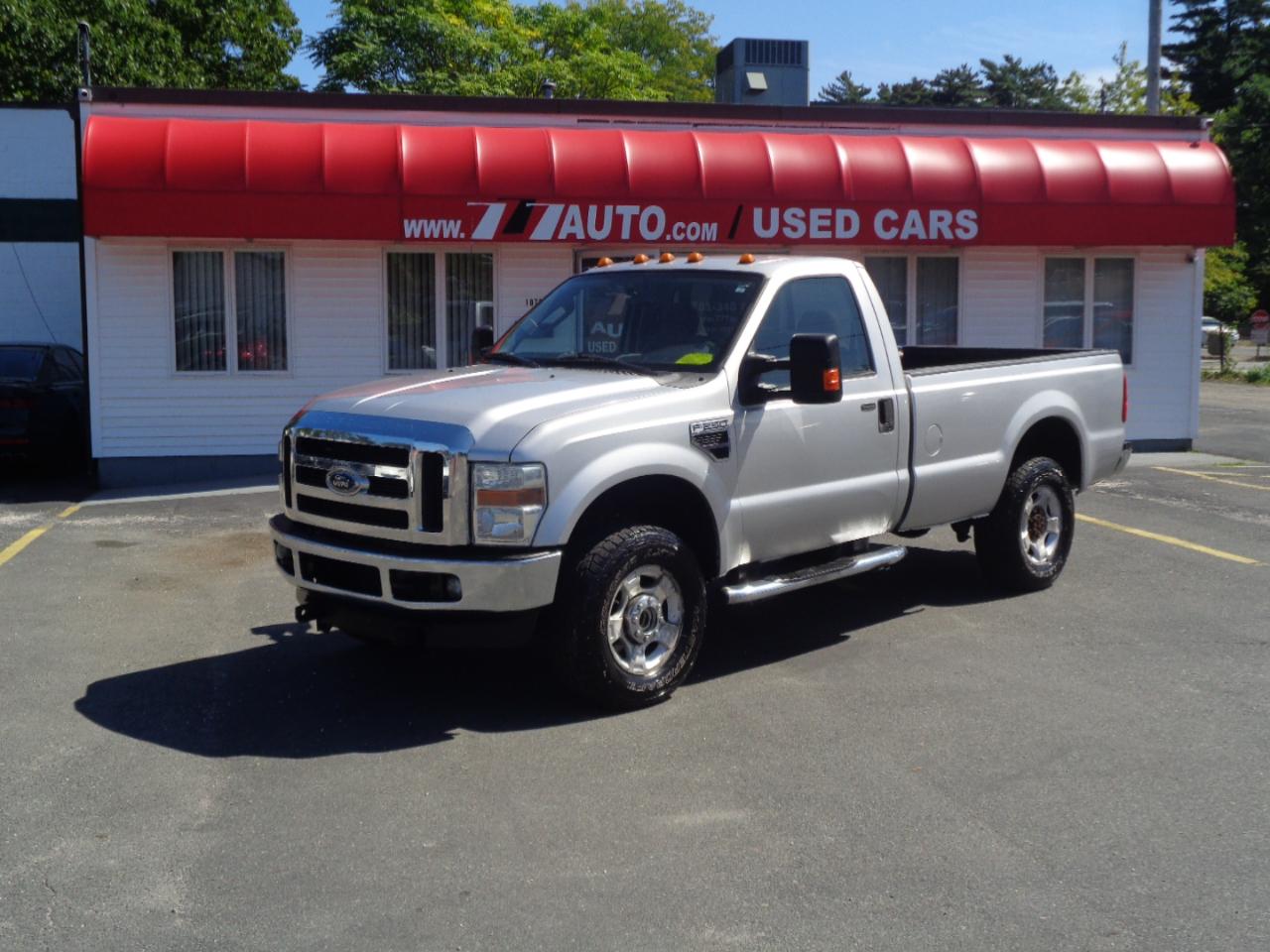Ford Super Duty F-250 SRW 4WD Reg Cab 137" XLT 2010