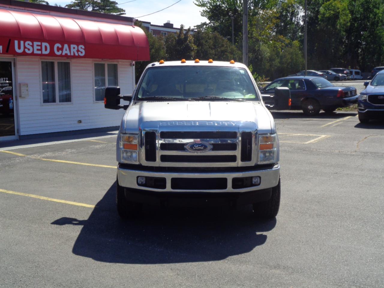 Ford Super Duty F-250 SRW 4WD Reg Cab 137" XLT 2010