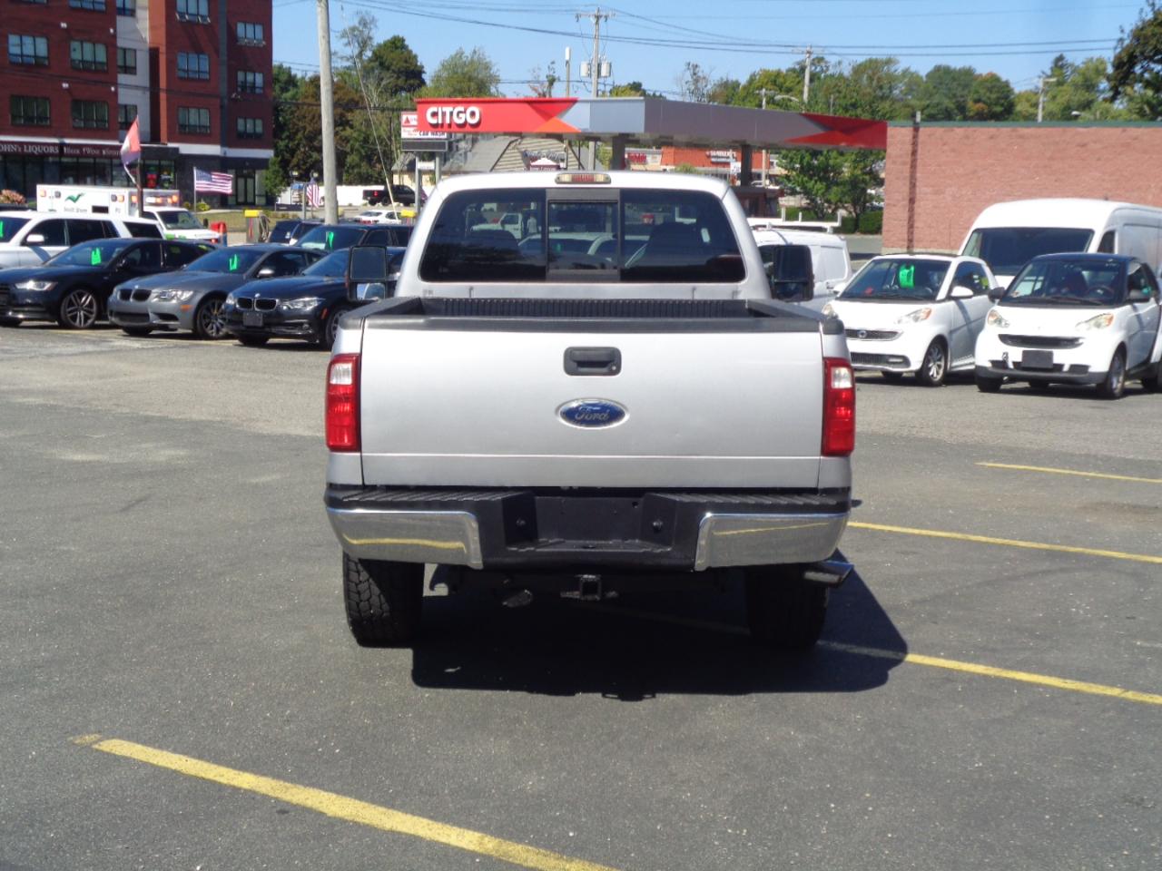 Ford Super Duty F-250 SRW 4WD Reg Cab 137" XLT 2010
