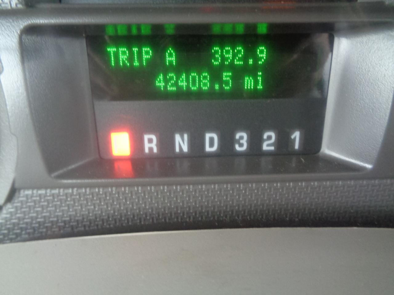 Ford Super Duty F-250 SRW 4WD Reg Cab 137" XLT 2010