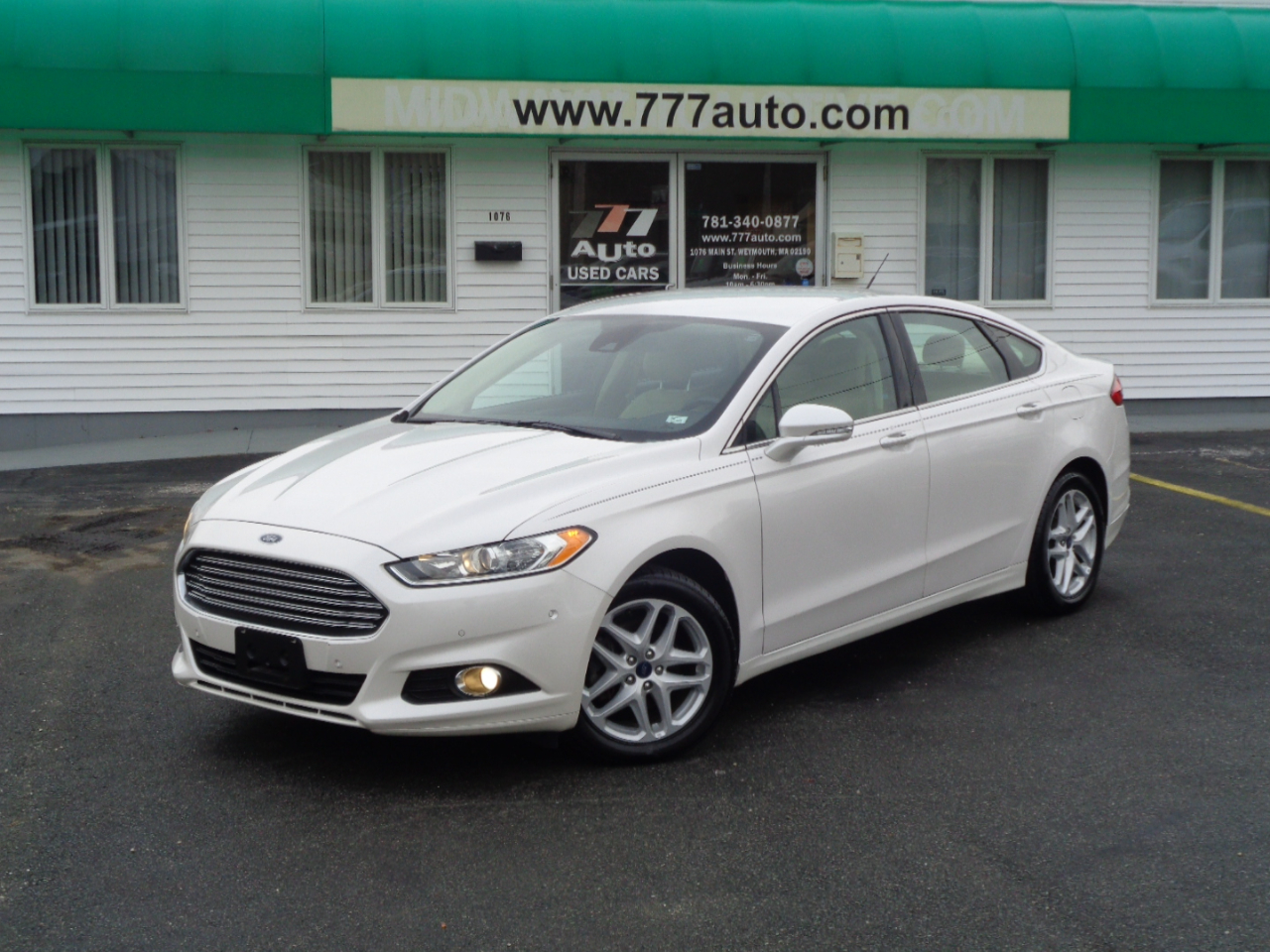Ford Fusion 4dr Sdn SE FWD 2014