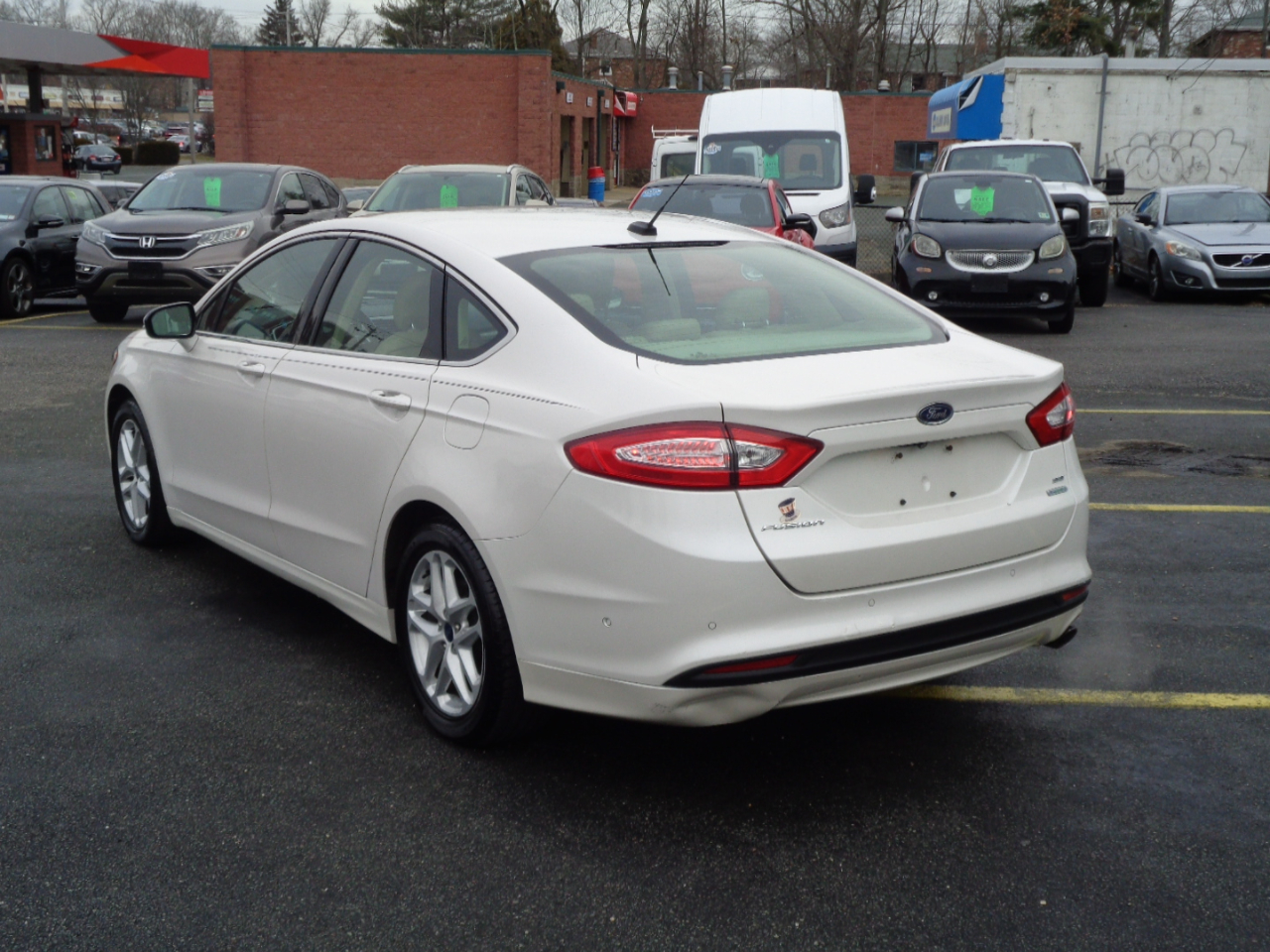 Ford Fusion 4dr Sdn SE FWD 2014