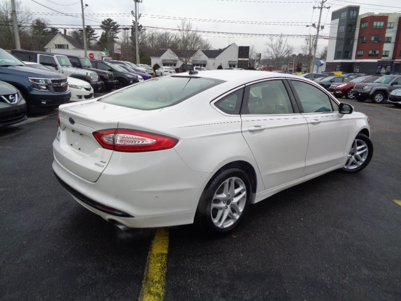 Ford Fusion 4dr Sdn SE FWD 2014