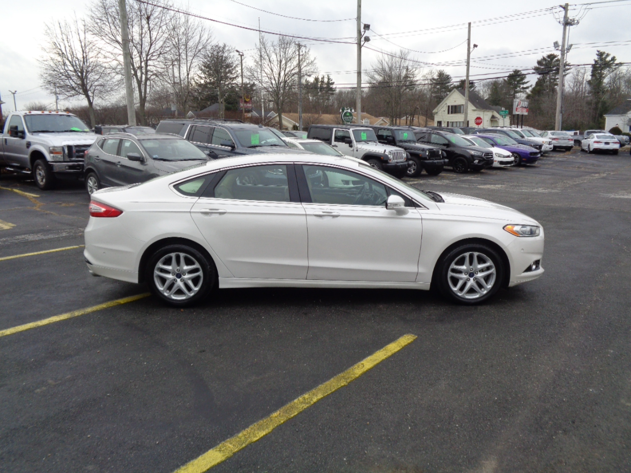 Ford Fusion 4dr Sdn SE FWD 2014