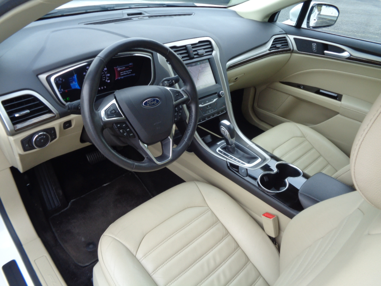 Ford Fusion 4dr Sdn SE FWD 2014