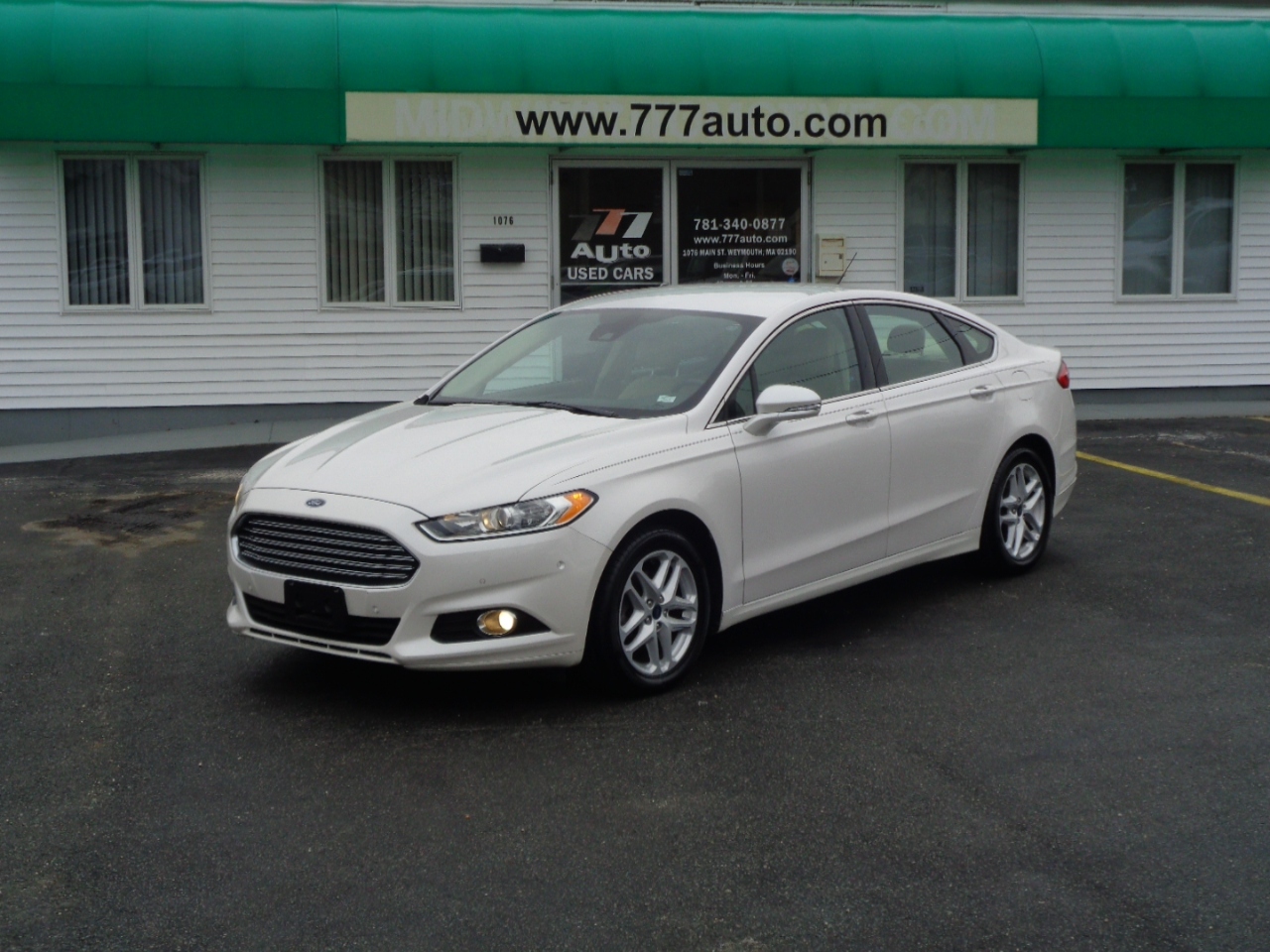 Ford Fusion 4dr Sdn SE FWD 2014