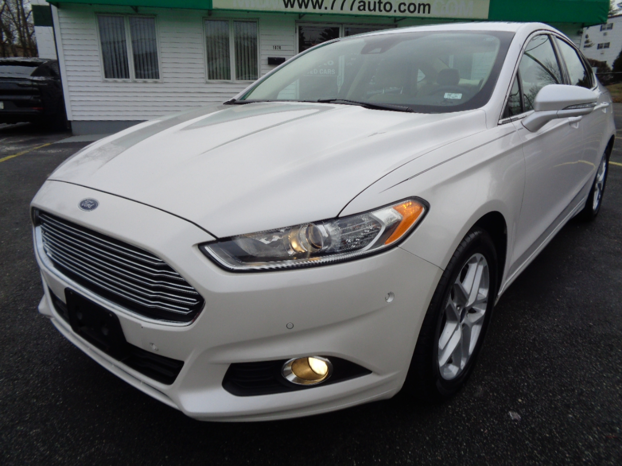 Ford Fusion 4dr Sdn SE FWD 2014
