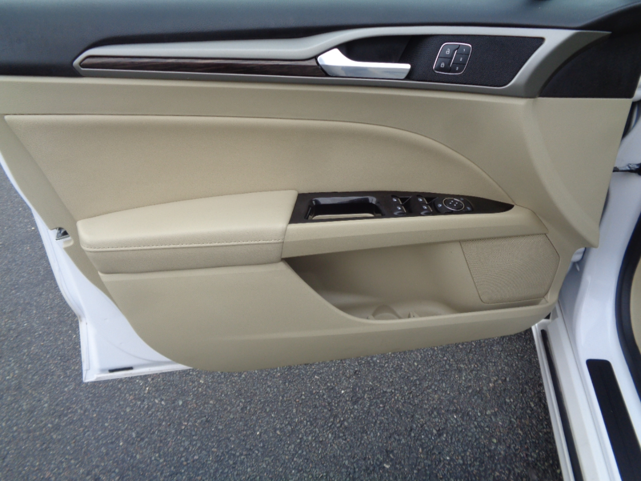 Ford Fusion 4dr Sdn SE FWD 2014