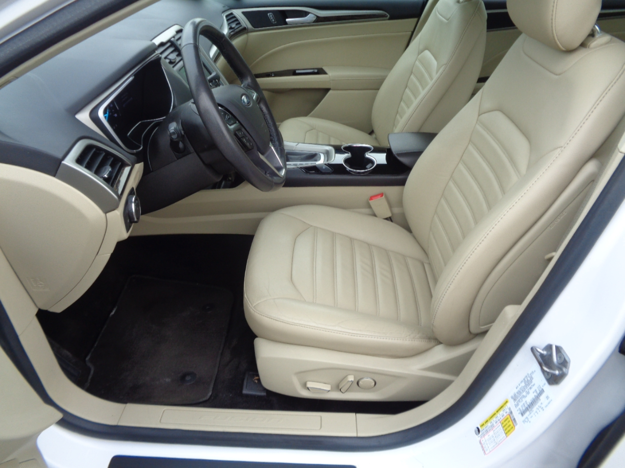 Ford Fusion 4dr Sdn SE FWD 2014