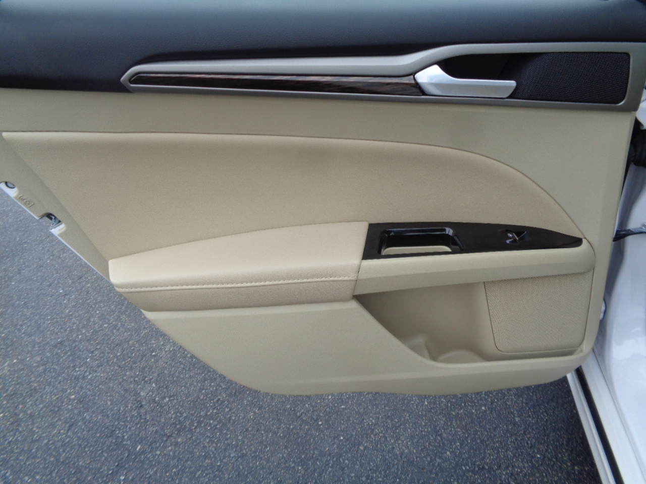 Ford Fusion 4dr Sdn SE FWD 2014