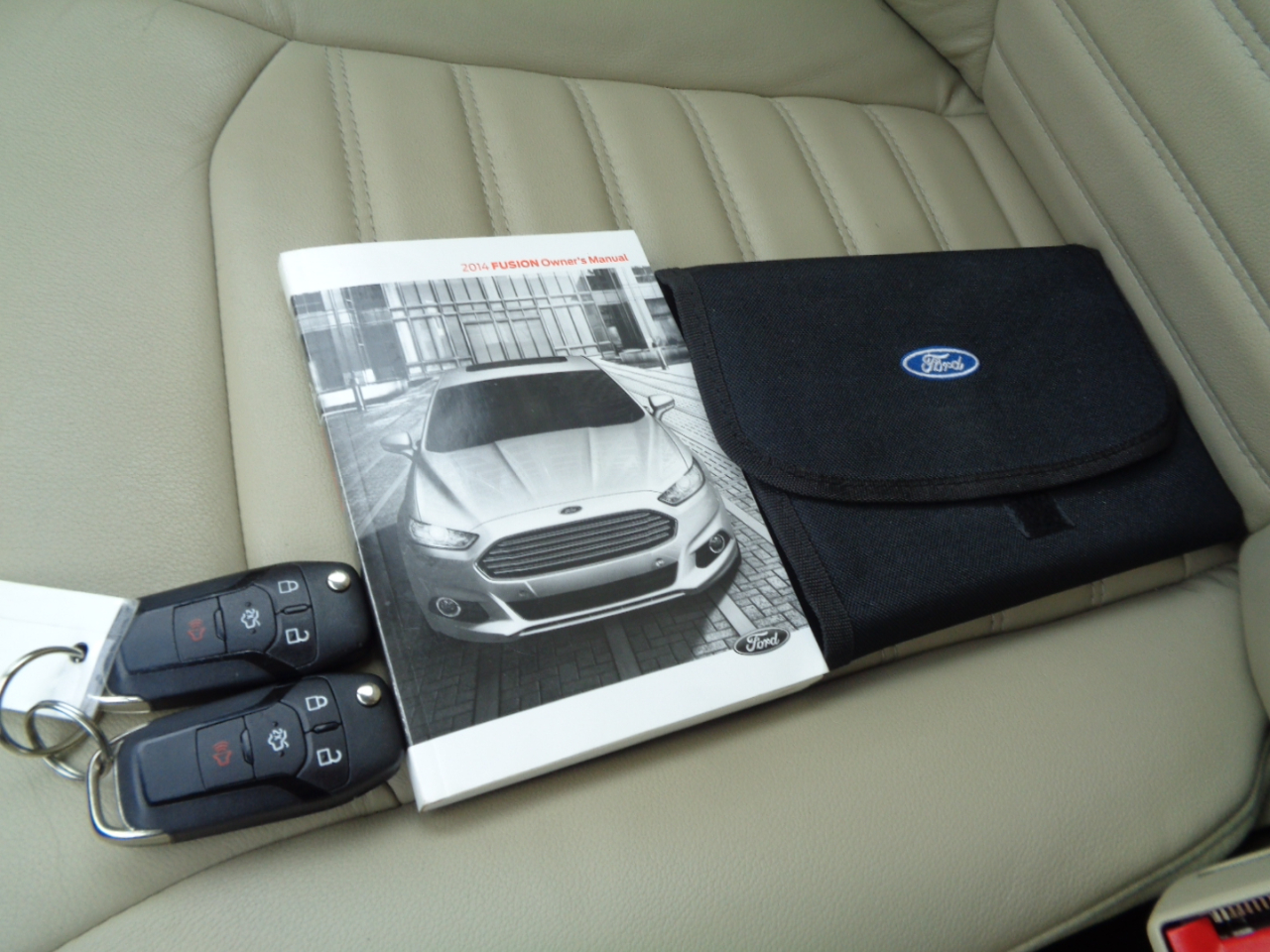 Ford Fusion 4dr Sdn SE FWD 2014