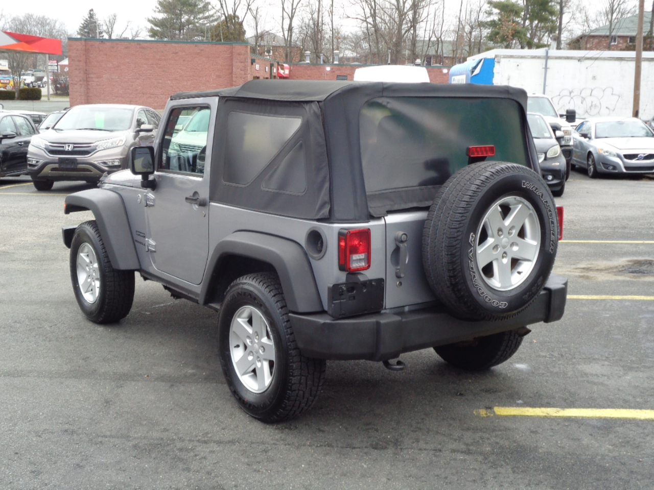 Jeep Wrangler 4WD 2dr Sport 2015