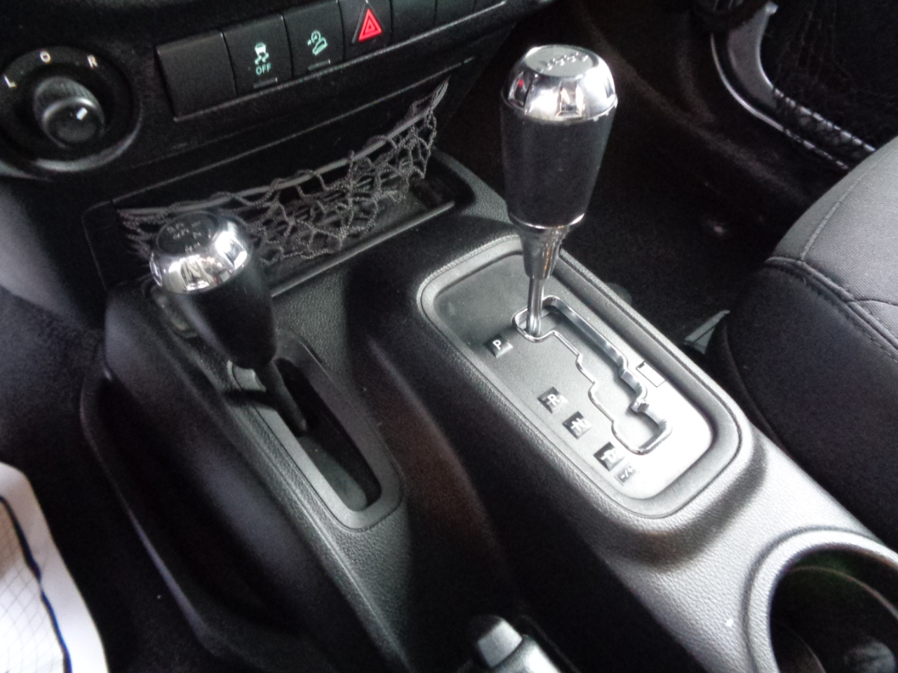 Jeep Wrangler 4WD 2dr Sport 2015