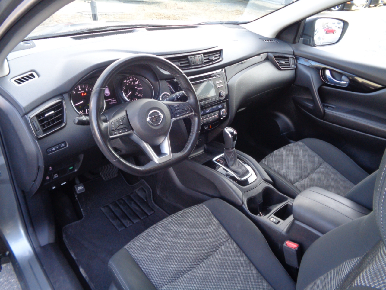 Nissan Rogue Sport AWD SV 2017