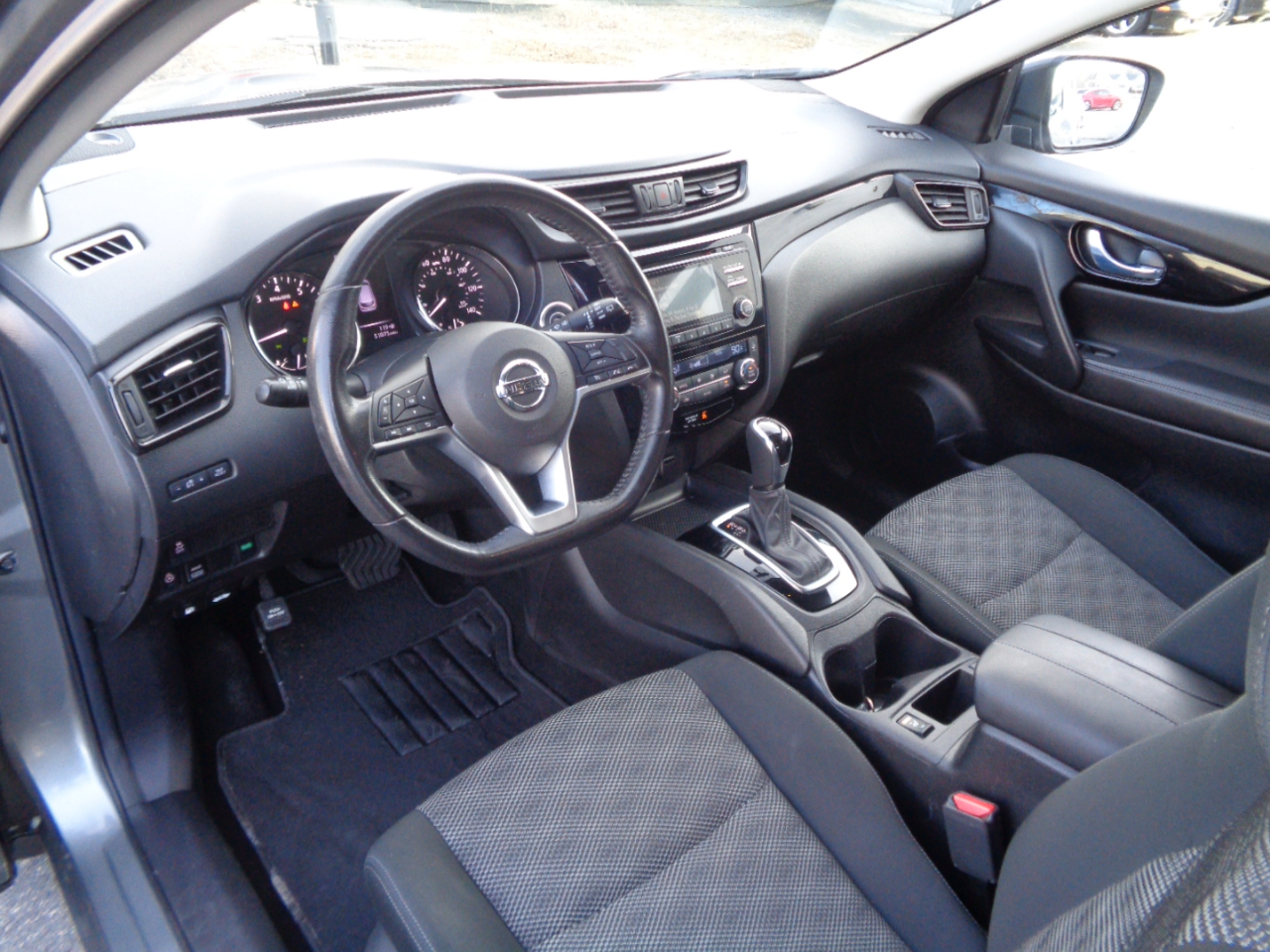 Nissan Rogue Sport AWD SV 2017