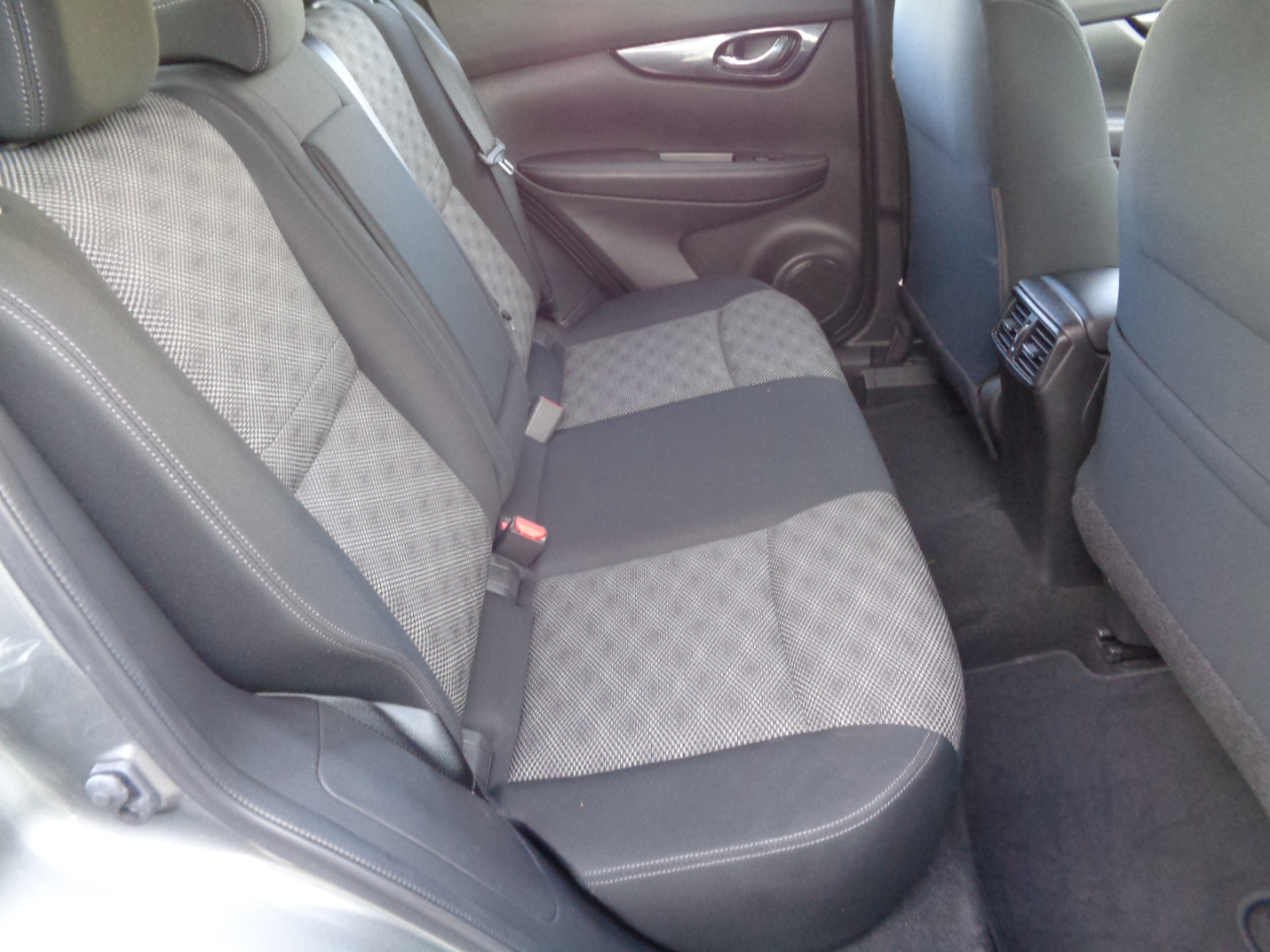 Nissan Rogue Sport AWD SV 2017