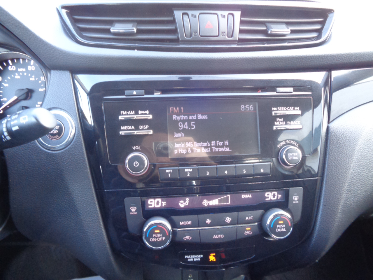 Nissan Rogue Sport AWD SV 2017