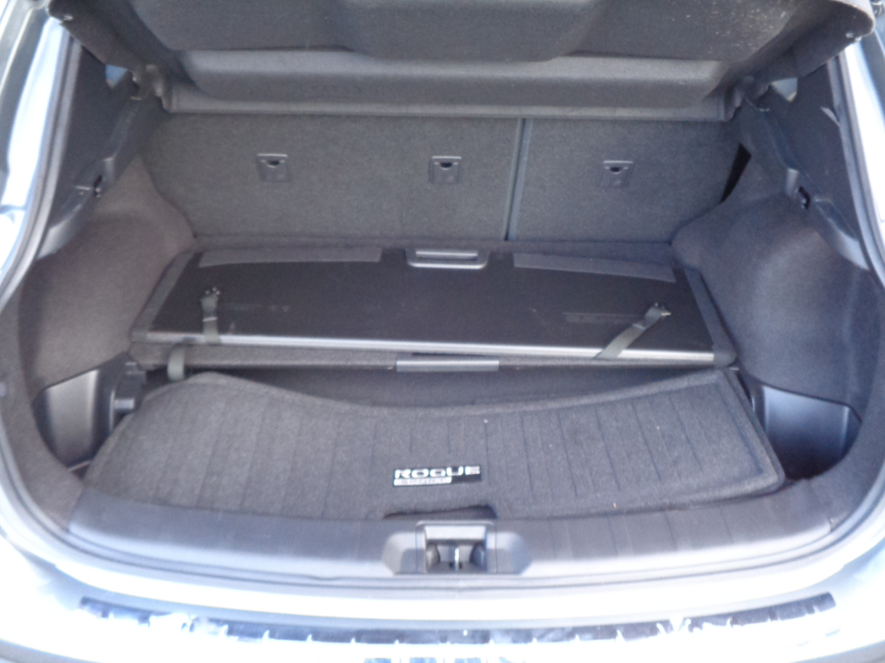 Nissan Rogue Sport AWD SV 2017