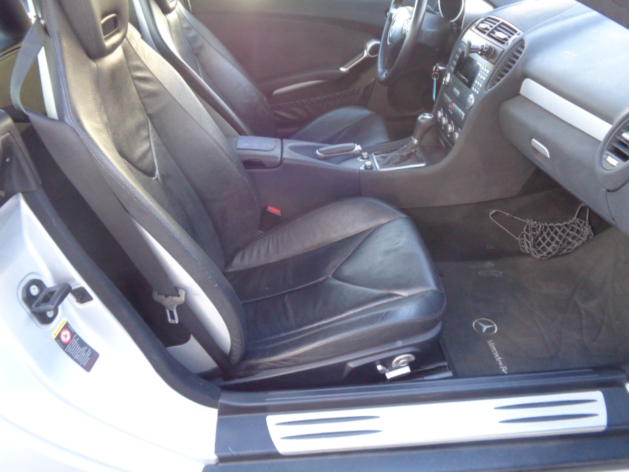 Mercedes-Benz SLK-Class Roadster 3.5L 2006