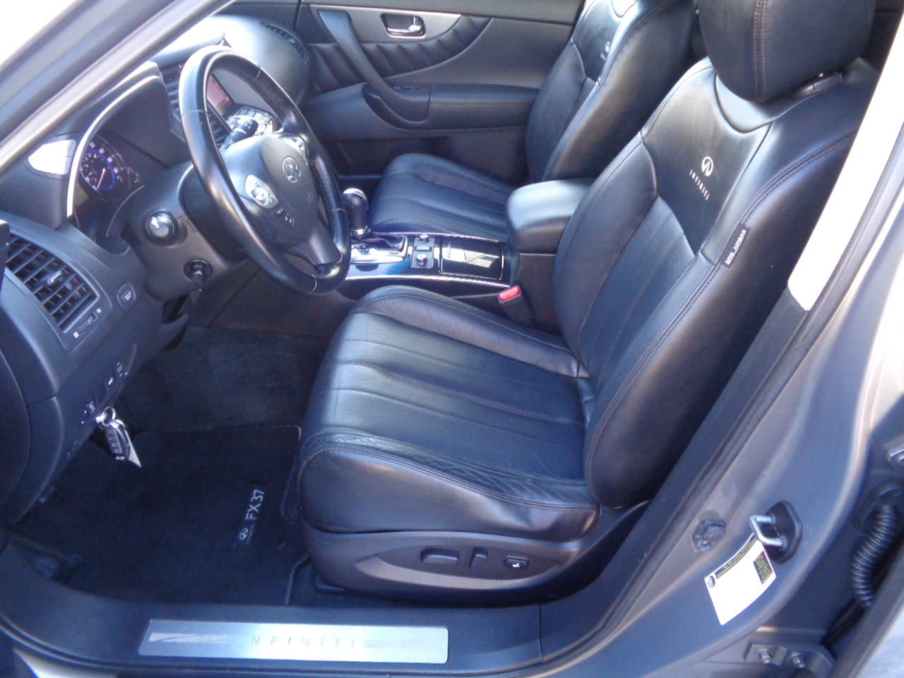 Infiniti FX37 AWD 4dr 2013