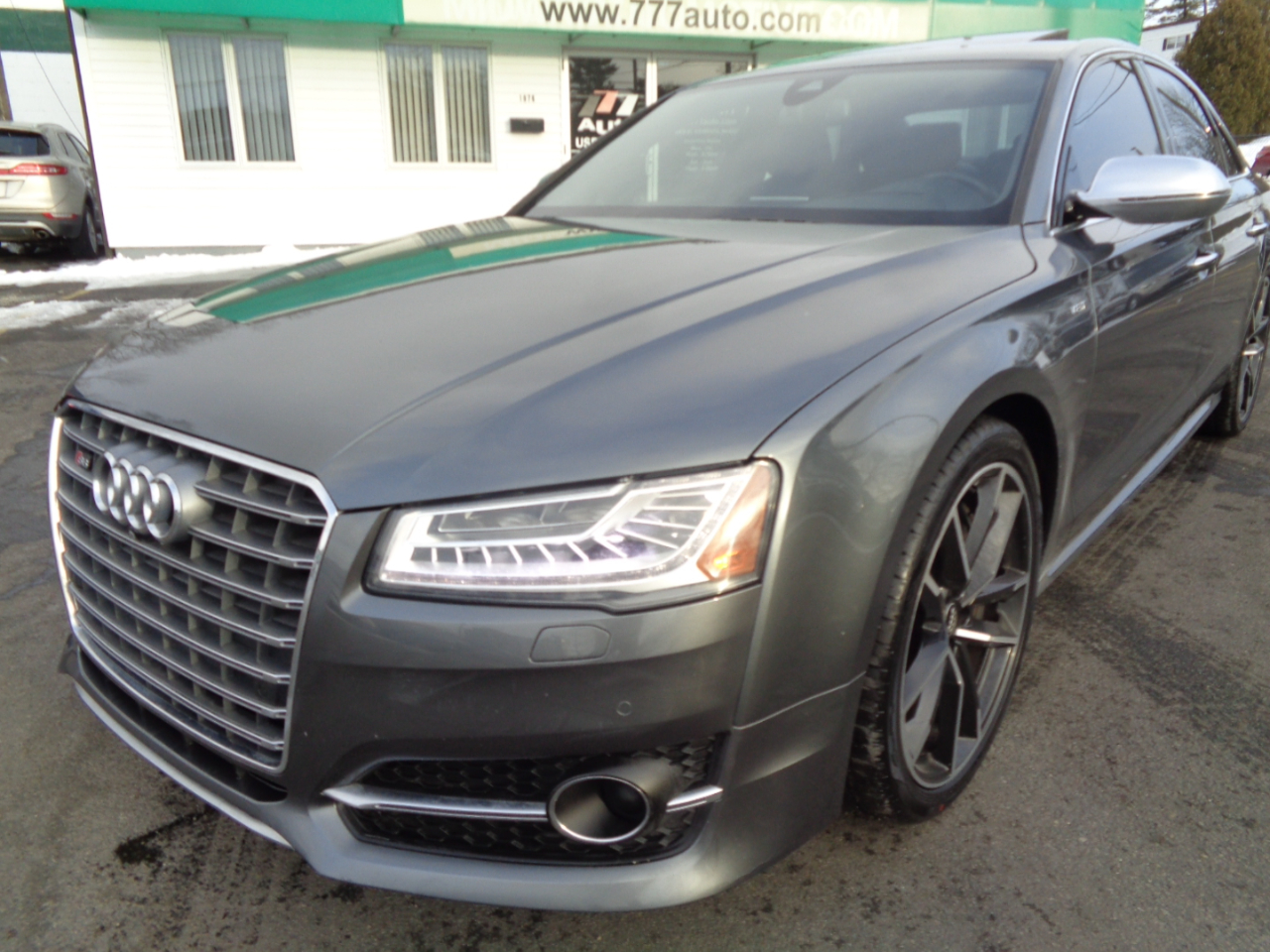 Audi S8 4dr Sdn Plus 2016