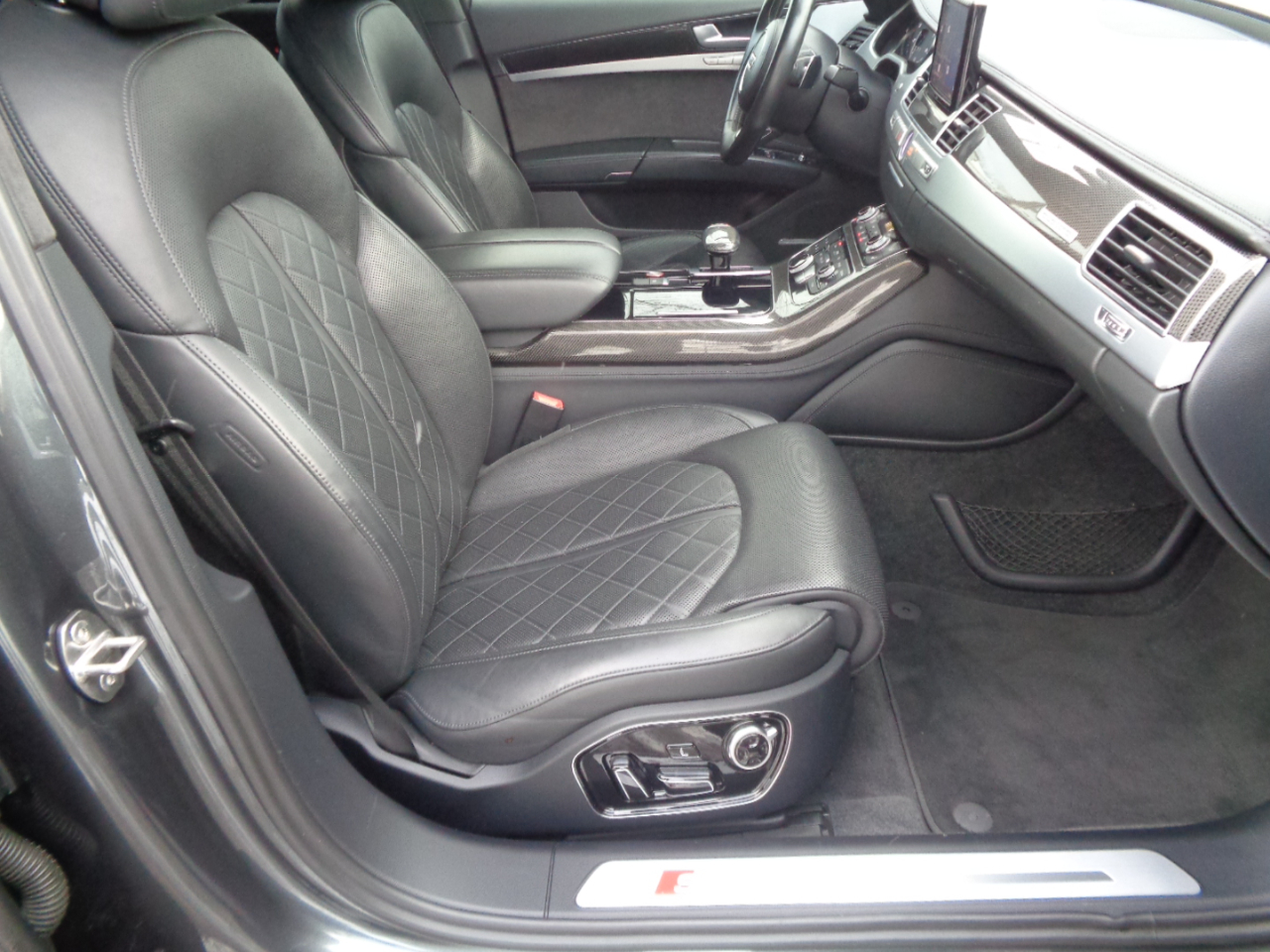 Audi S8 4dr Sdn Plus 2016