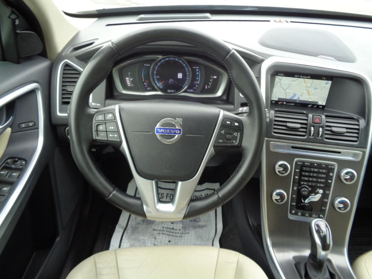 Volvo XC60 FWD 4dr T5 Drive-E Platinum 2016