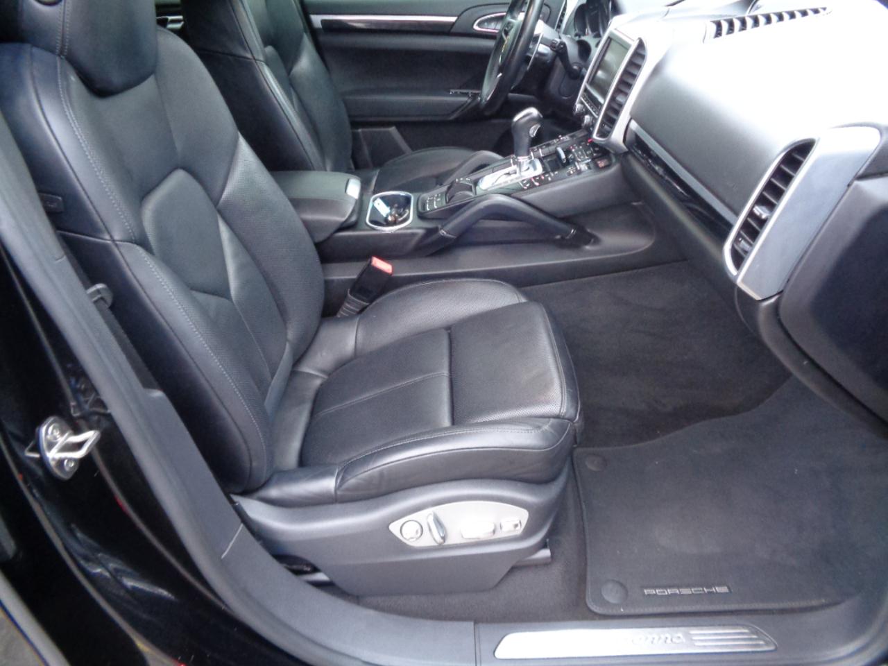 Porsche Cayenne AWD 4dr 2016