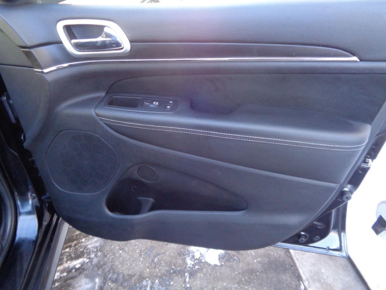 Jeep Grand Cherokee 4WD 4dr SRT8 Vapor 2013